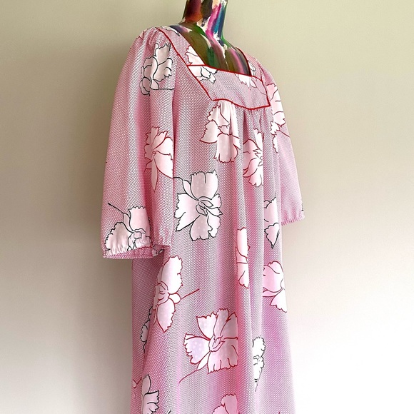 🍷VINTAGE 70s Tom Bezduda for Barad & Co Caftan House Dress - Picture 2 of 8